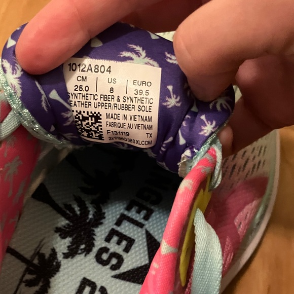 ASICS GT 1000 9 Shoes - Picture 8 of 9